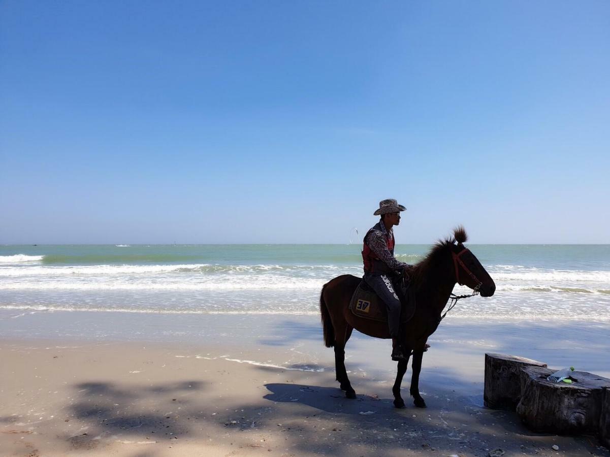 The Pine Hua Hin Daire Dış mekan fotoğraf